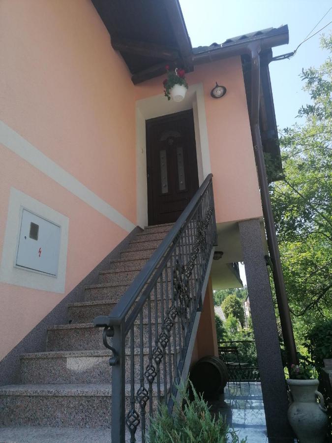 Holiday Home Lana Fužine Exteriör bild